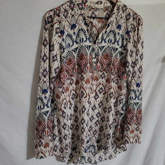 About A Girl Boho Aztec Print Tab Sleeve Top - Picture 2 of 9